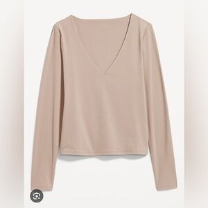 Old Navy | M Tall | Double Layer Sculpting Crop V-Neck Mollusk Nude Tan